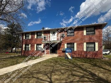 1 BR, 1 BA Apartment 181 N Fraternity Lane, Whitewater, WI 53190