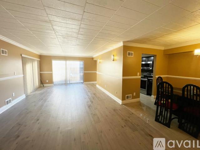 1 BR, 1 BA Apartment 18228 University Park Drive, Unit University Park Condo, Livonia, MI 48152