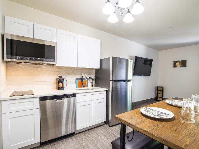 1 BR, 1 BA Apartment 1850 E. Wilcox Dr. Unit 306, Sierra Vista, AZ 85635