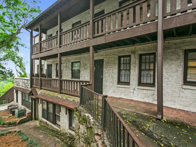 1 BR, 1 BA Apartment 1855 16th Avenue South Unit D D4, Birmingham, AL 35205