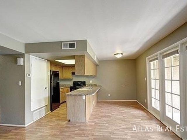 1 BR, 1 BA Apartment 18811 N 19th Avenue, Phoenix, AZ 85027