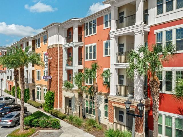 1 BR, 1 BA Apartment 188 East Crystal Lake Avenue Unit 107, Lake Mary, FL 32746