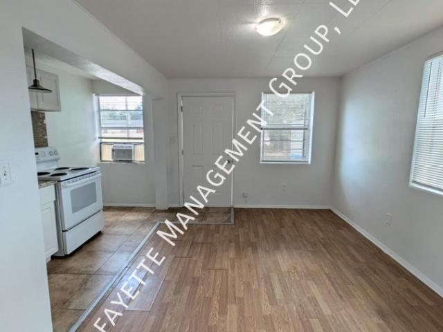 1 BR, 1 BA Apartment 18 W 43rd St, Jacksonville, FL 32208