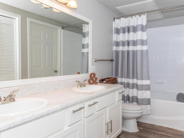 1 BR, 1 BA Apartment 19100 Glenwest Drive, Friendswood, TX 77546
