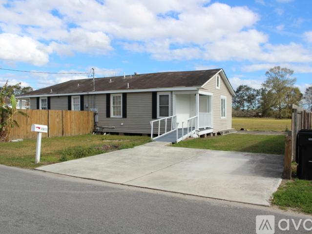 1 BR, 1 BA Apartment 1911 Ricouard Rd, Saint Bernard, LA 70085