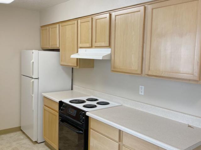 1 BR, 1 BA Apartment 1916 Southwest Roxbury Avenue Unit 9, Portland, OR 97225
