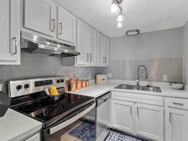 1 BR, 1 BA Apartment 1920 Heritage Park Drive Unit B0158, Oklahoma City, OK 73120