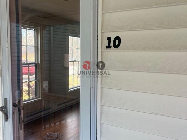 1 BR, 1 BA Apartment 192 York St, York, ME 03909