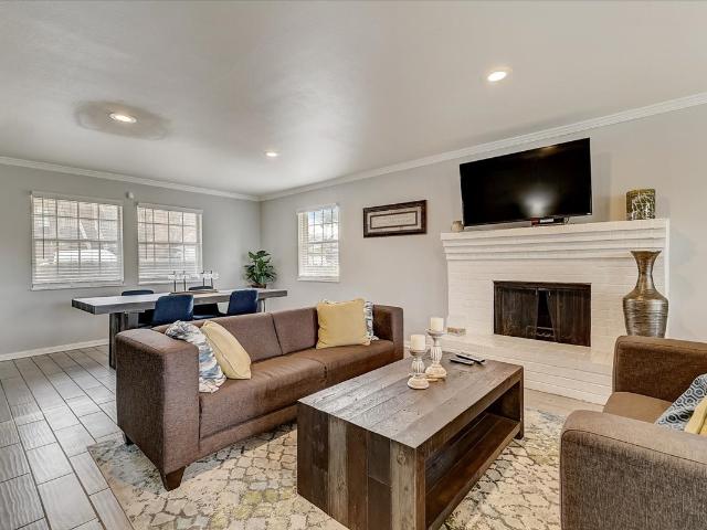 1 BR, 1 BA Apartment 1939 Colorado Boulevard Unit 2001A, Denton, TX 76205