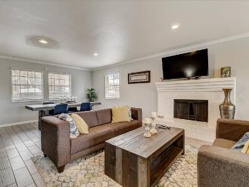 1 BR, 1 BA Apartment 1939 Colorado Boulevard Unit 2007B, Denton, TX 76205