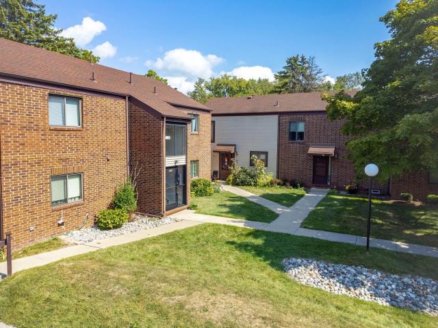 1 BR, 1 BA Apartment 19400 South Glen Blvd Unit 19632D, Trenton, MI 48183