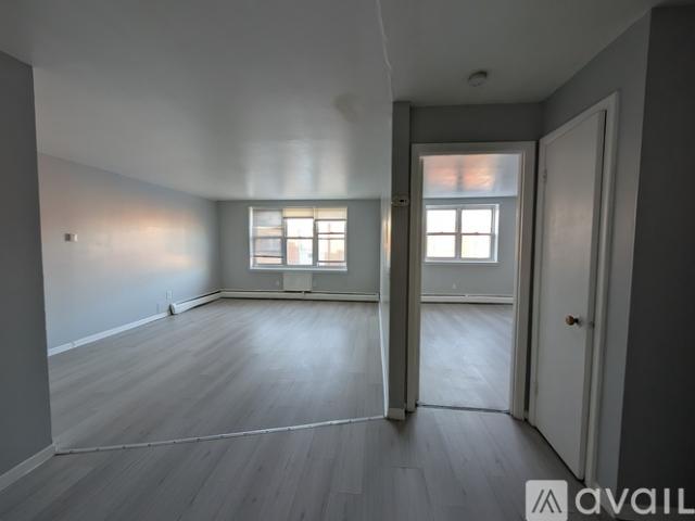 1 BR, 1 BA Apartment 194 Washington Street, Unit 101, Hartford, CT 06106