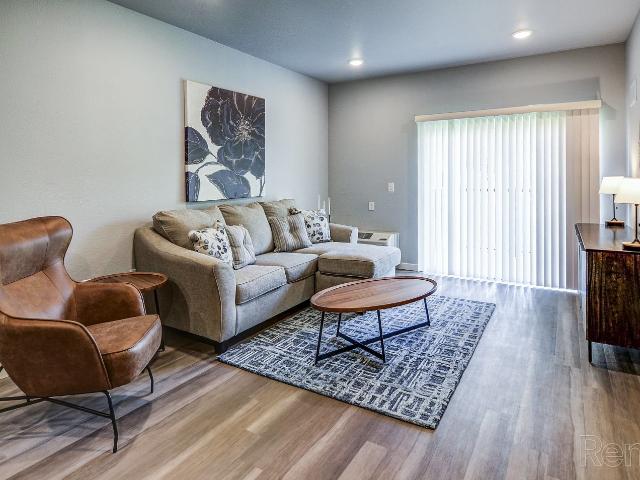 1 BR, 1 BA Apartment 1995 West 136th Street Unit 411, Burnsville, MN 55337