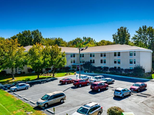 1 BR, 1 BA Apartment 1000 Arlington Pl Blue Springs, MO 64015