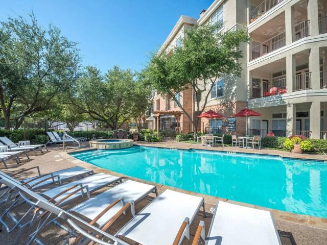 1 BR, 1 BA Apartment 1000 Henderson St. Unit 436, Fort Worth, TX 76102
