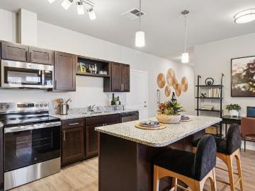 1 BR, 1 BA Apartment 1000 Pinewood Ave Unit 2202, Walled Lake, MI 48390