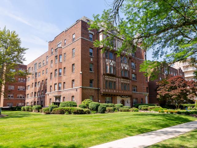 1 BR, 1 BA Apartment 10017 Lake Avenue Unit HH601, Cleveland, OH 44102