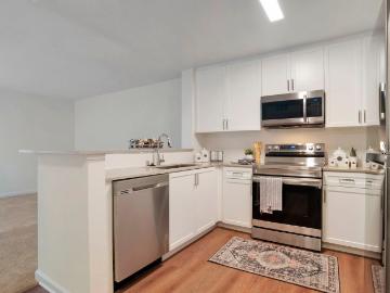 1 BR, 1 BA Apartment 10024 Paseo Montril Unit 010 1006, San Diego, CA 92129