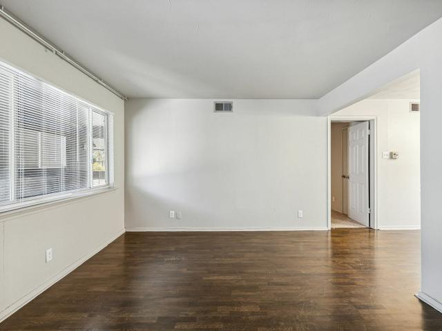 1 BR, 1 BA Apartment 1002 Annex Unit 209, Dallas, TX 75204