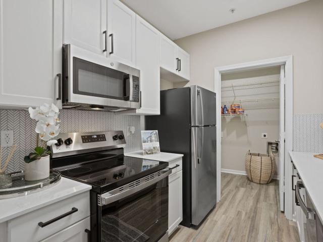 1 BR, 1 BA Apartment 1005 West Trade Street Unit 1109, Charlotte, NC 28202