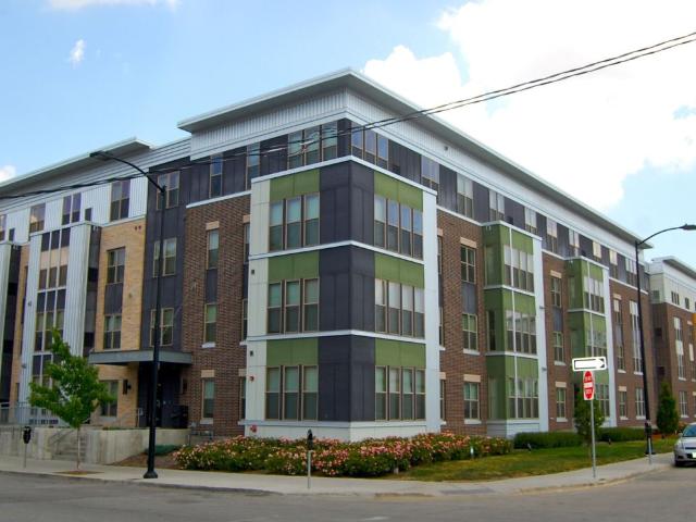 1 BR, 1 BA Apartment 100 2nd Ave Unit 120, Des Moines, IA 50309