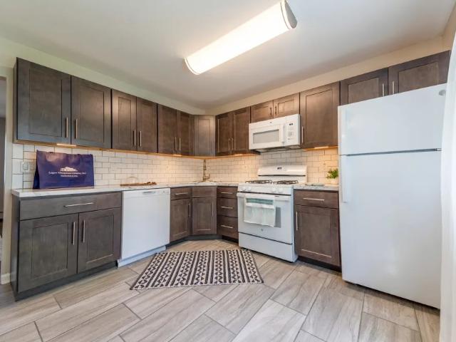 1 BR, 1 BA Apartment 100 Center Grove Road Unit 06 11, Randolph, NJ 07869
