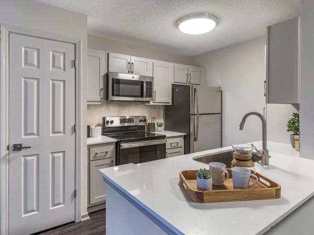 1 BR, 1 BA Apartment 100 Hemingway Lane Unit 2125, Roswell, GA 30075