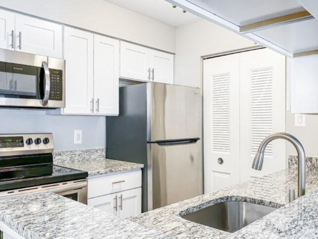 1 BR, 1 BA Apartment 100 Hunt Club Trail Unit 225, Marlton, NJ 08053