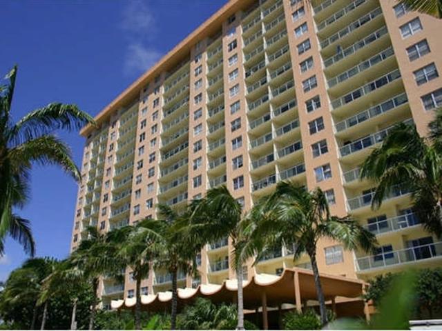1 BR, 1 BA Apartment 100 Kings Point Drive Unit 0914, North Miami Beach, FL 33160