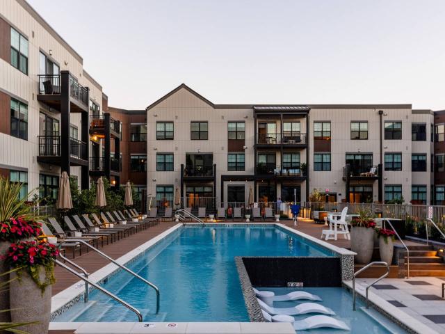 1 BR, 1 BA Apartment 100 Market Street Unit DS3 3419, Montvale, NJ 07645