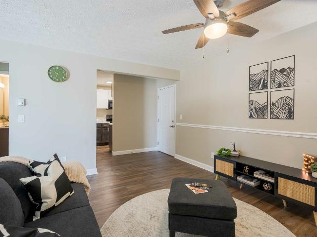 1 BR, 1 BA Apartment 100 Riverboat Row Unit E21, Newport, KY 41071