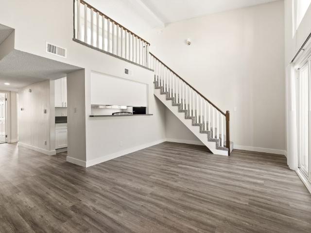 1 BR, 1 BA Apartment 10101 DeSoto Avenue Unit 5, Chatsworth, CA 91311