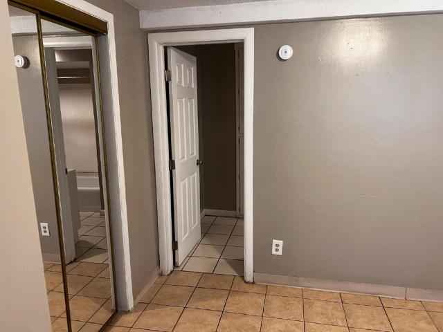 1 BR, 1 BA Apartment 1012 Bridge Avenue Unit, Davenport, IA 52803