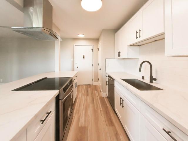 1 BR, 1 BA Apartment 1015 Continentals Way, Belmont, CA 94002