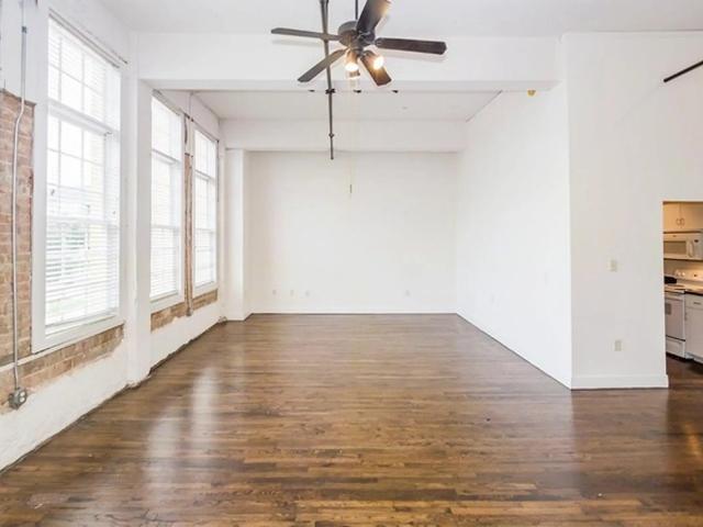 1 BR, 1 BA Apartment 1015 S Jennings Ave Unit 1 1317, Fort Worth, TX 76104