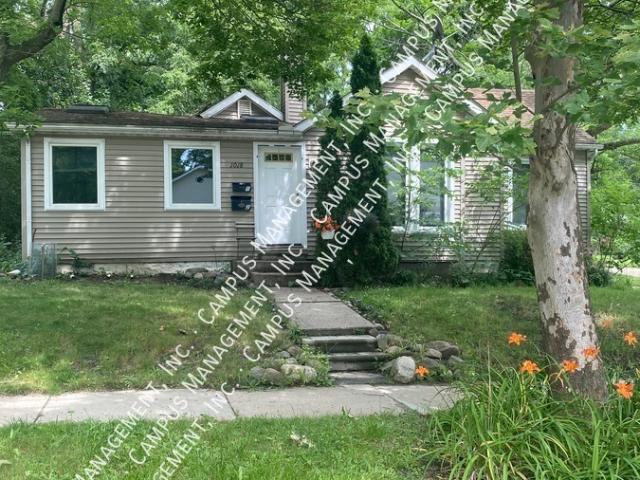 1 BR, 1 BA Apartment 1018 Gott St, Ann Arbor, MI 48103