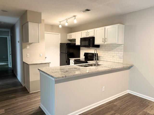1 BR, 1 BA Apartment 101 Meadowood Street Unit 131G, Greensboro, NC 27409