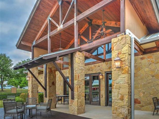 1 BR, 1 BA Apartment 101 North Roaring Springs Road Unit 03307, Fort Worth, TX 76114