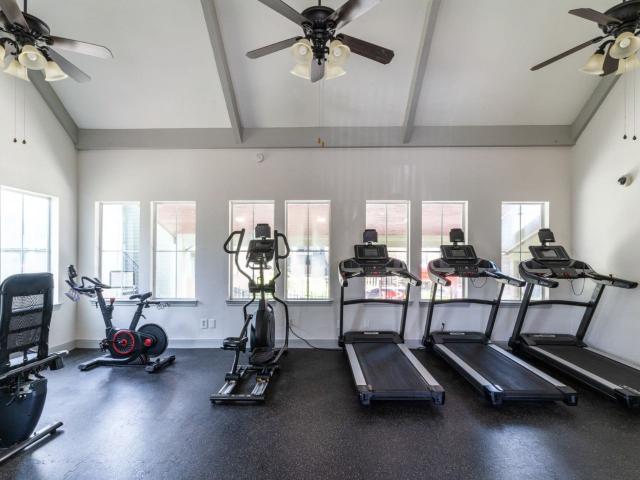 1 BR, 1 BA Apartment 10225 Bissonnet Street Unit 15 1268, Houston, TX 77036