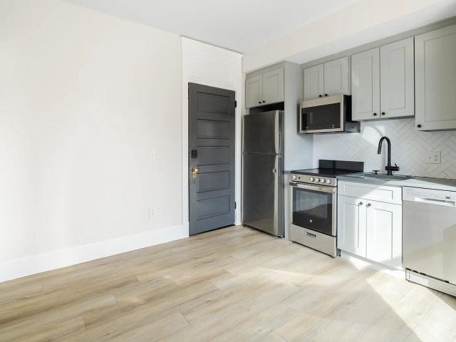 1 BR, 1 BA Apartment 1023 North Broadway, Denver, CO 80203