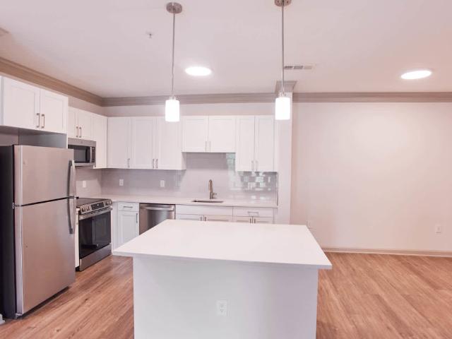 1 BR, 1 BA Apartment 10247 Highway 92 Unit 101, Woodstock, GA 30188