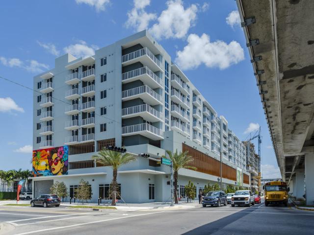 1 BR, 1 BA Apartment 1025 West 79th Street Unit 826, Hialeah, FL 33014