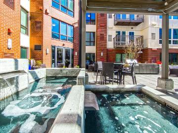 1 BR, 1 BA Apartment 10333 Main Street Unit 506, Bellevue, WA 98004