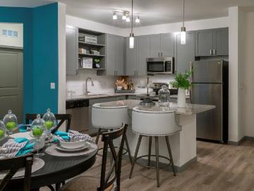 1 BR, 1 BA Apartment 10405 Addison Way Unit 2307, Seminole, FL 33772