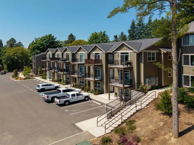 1 BR, 1 BA Apartment 10480 SW Eastridge St Unit 117, Portland, OR 97225
