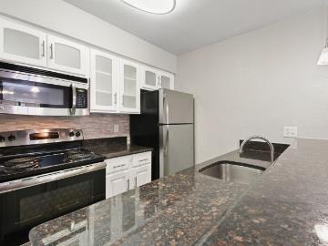 1 BR, 1 BA Apartment 10501 Steppington Drive Unit 215, Dallas, TX 75230