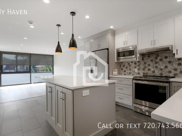 1 BR, 1 BA Apartment 1050 Corona Street 212, Denver, CO 80218