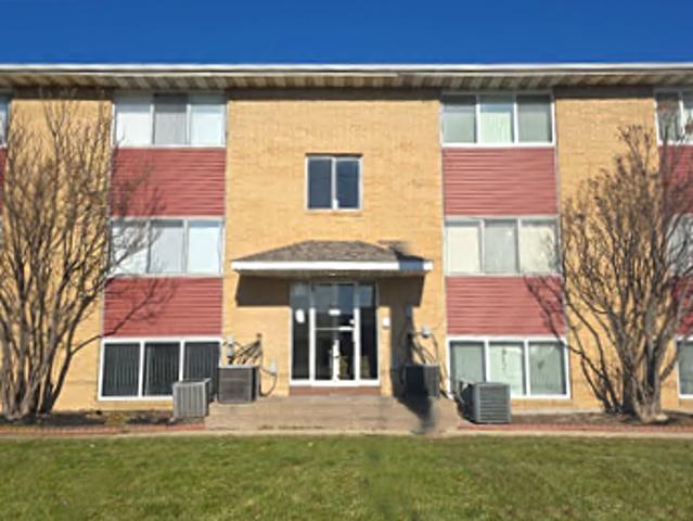 1 BR, 1 BA Apartment 1050 Twixt Town Rd NE, Cedar Rapids, IA 52402