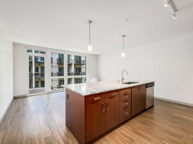1 BR, 1 BA Apartment 105 Warren Ave N Unit 203, Seattle, WA 98109