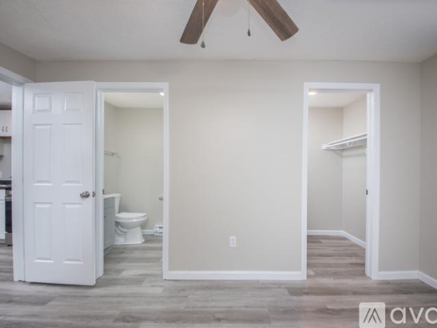 1 BR, 1 BA Apartment 1064 Willowdale Rd, Unit E, Morgantown, WV 26505
